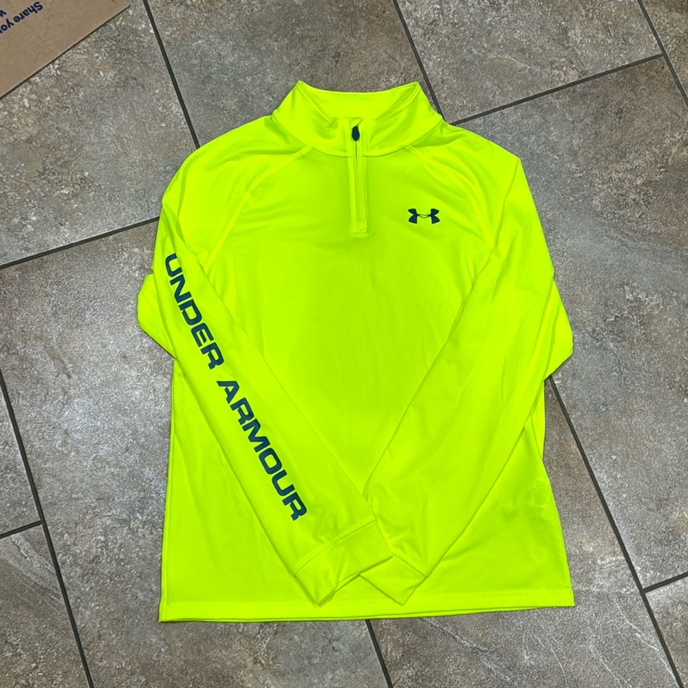 Under Armour loose fit long sleeve - YXL